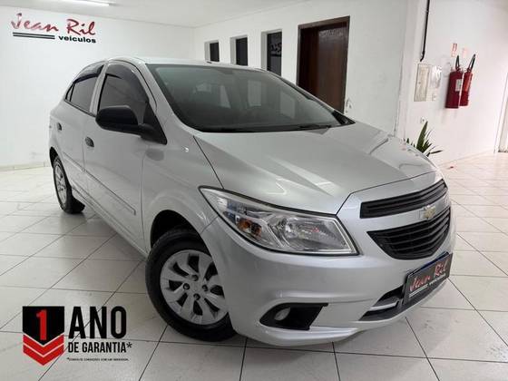 CHEVROLET ONIX 1.0 MPFI LS 8V FLEX 4P MANUAL CHEVROLET ONIX 1.0 MPFI LS 8V FLEX 4P MANUAL